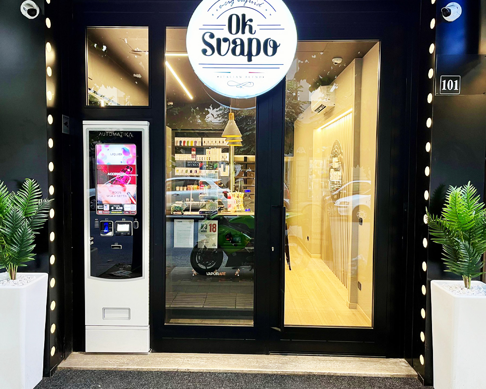 Negozio OKSVAPO formato 30 mq esterno